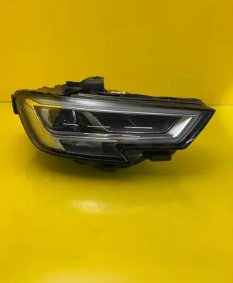 Audi A3 S3 8V Headlight/headlamp 8V0941034C