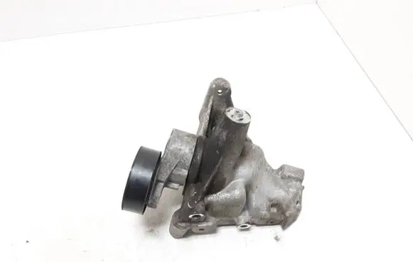 Volvo XC60 Engine mounting bracket 6G9N19D624BC