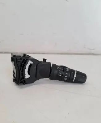 Nissan X-Trail T30 Wiper control stalk 252608H905 6308