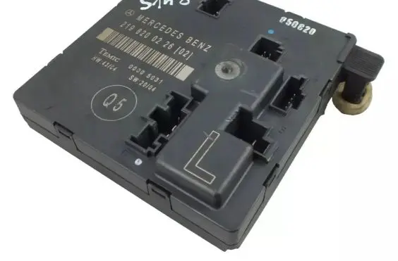 Mercedes-Benz E W212 Door control unit/module 2198200226