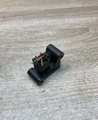 BMW 5 E60 E61 Airbag deployment crash/impact sensor 6977398 001337