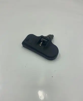 Volkswagen PASSAT B6 Tire pressure sensor 1K0907255A