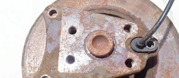 Citroen DS3 Stub axle 