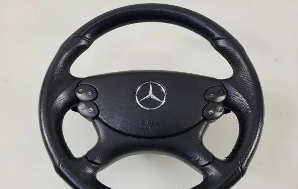 Mercedes-Benz CLK A209 C209 Steering wheel A2094603303