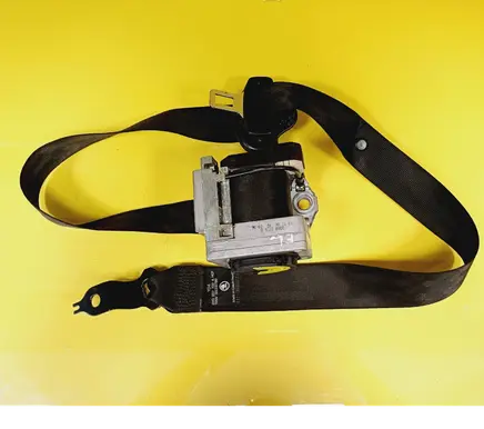 Skoda Fabia Mk1 (6Y) Front seatbelt 33009799