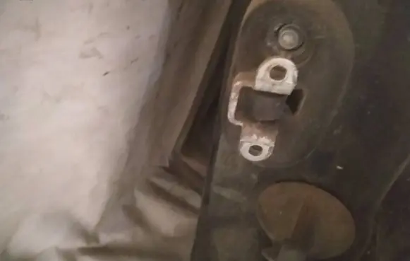 Fiat Croma Front door check strap stopper 