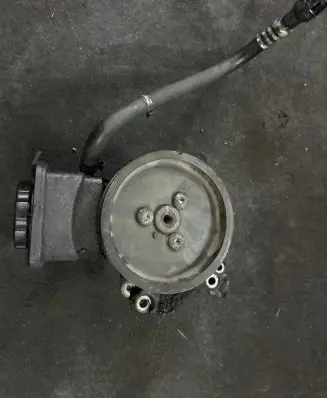 BMW 5 E60 E61 Power steering pump