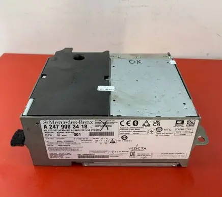 Mercedes-Benz GLA H247 Radio/CD/DVD/GPS head unit A2479003418