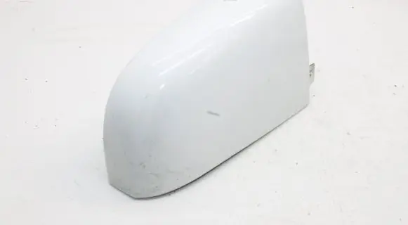 Nissan NV300 Rear/tail light trim molding 903905765R
