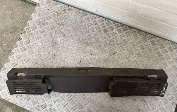 Trunk/boot sill cover protection
