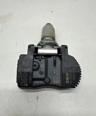 BMW 4 F36 Gran coupe Tire pressure sensor 70735510