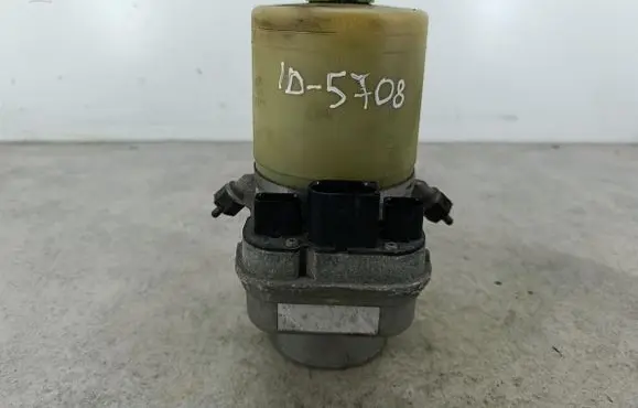Audi A2 Power steering pump 6Q0423371