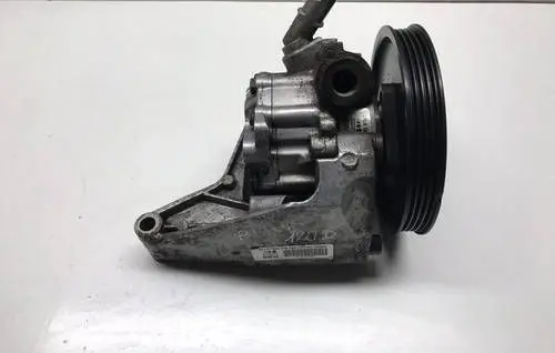 BMW 3 E90 E91 Power steering pump 7692974
