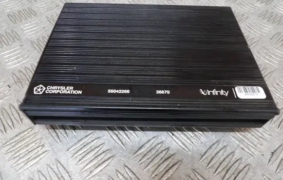 Jeep Grand Cherokee Sound amplifier 56042266