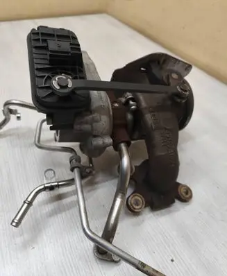 Audi Q2 - Turbo 05E145701K 04E145725 4918011821