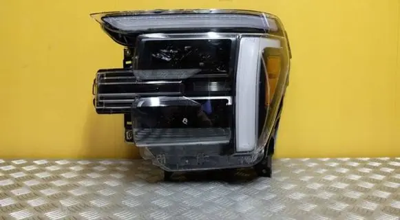 Ford F150 Headlight/headlamp RL3V-13E017 1823