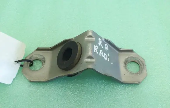 Porsche 911 996 Radiator mount bracket