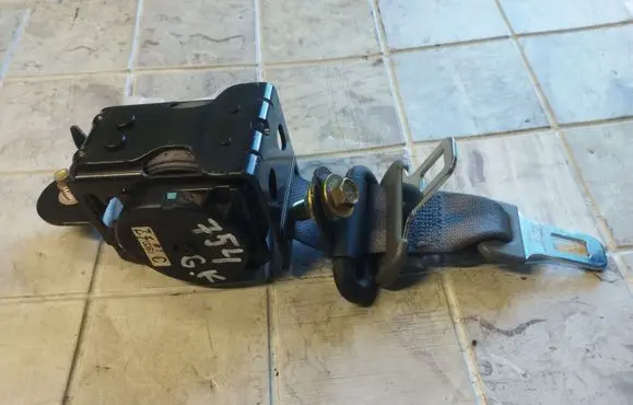 Mazda 6 Rear seatbelt DH73Y3