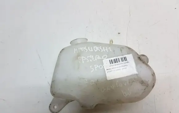 Mitsubishi Pajero Sport I Windshield washer fluid reservoir/tank