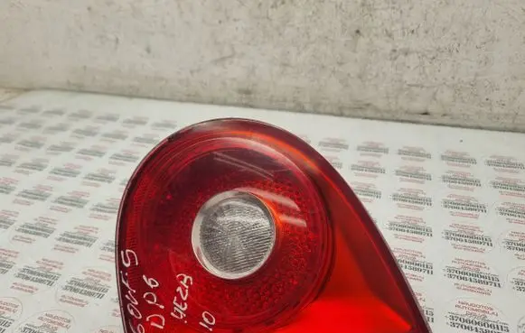 Volkswagen Golf V Tailgate rear/tail lights 1K6945094E