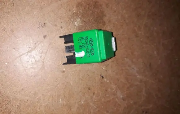KIA Sportage Other relay 952403U100