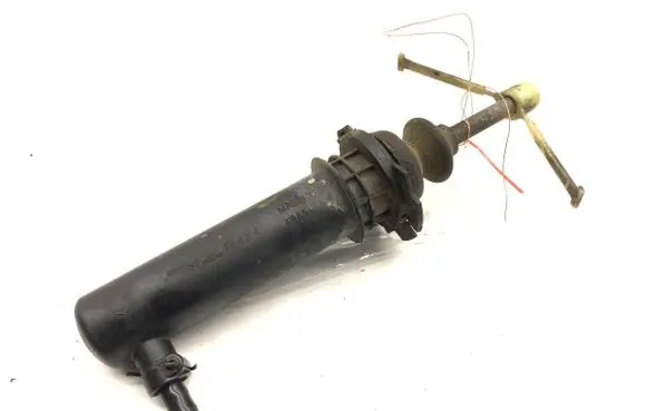 Land Rover Freelander Clutch slave cylinder DB07MJ603B