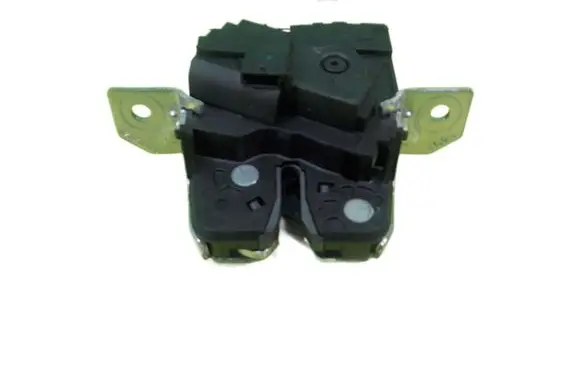 Mercedes-Benz A W176 Front door lock 