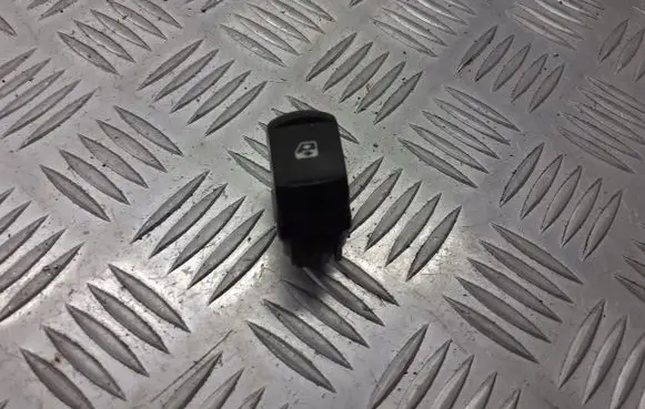 Renault Megane II Quarter vent window switch 