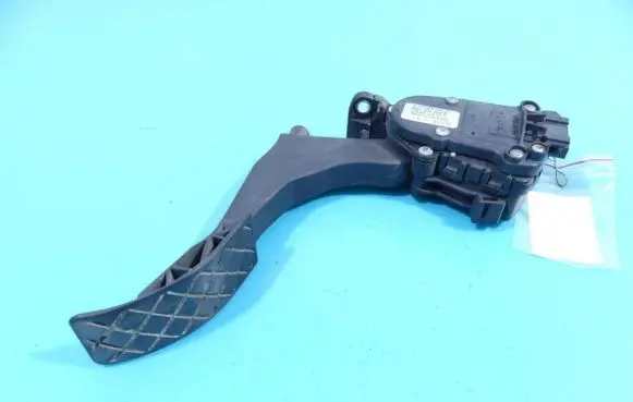 Seat Ibiza III (6L) Accelerator throttle pedal 6Q1721503B IMPRK1257744
