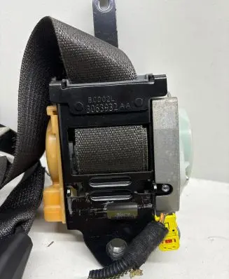 Opel Insignia A Front seatbelt 3063932AA B0DD2L