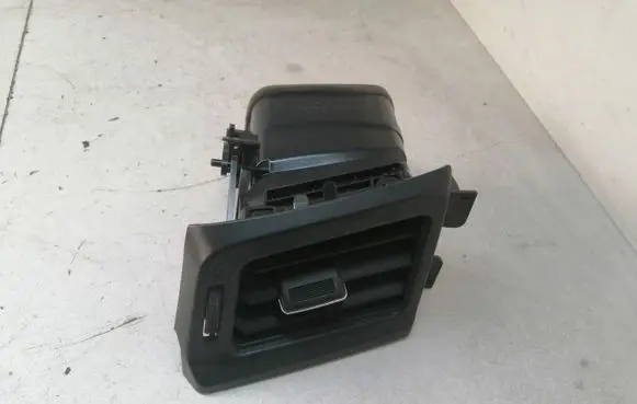 Toyota RAV 4 (XA40) Dashboard side air vent grill/cover trim 5567042080 5567042140 5567042160