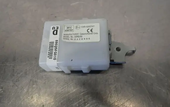 Subaru Impreza III Central locking relay 10R020727