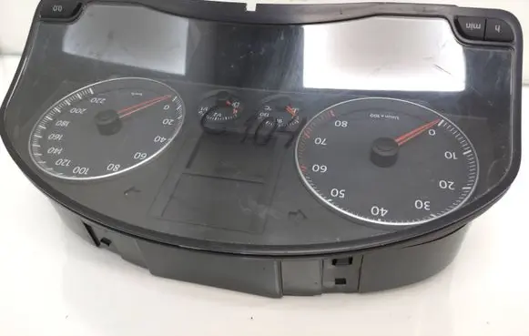 Volkswagen Golf V Speedometer (instrument cluster) 1K0920853N V0003000 VWZ7Z0G8011061