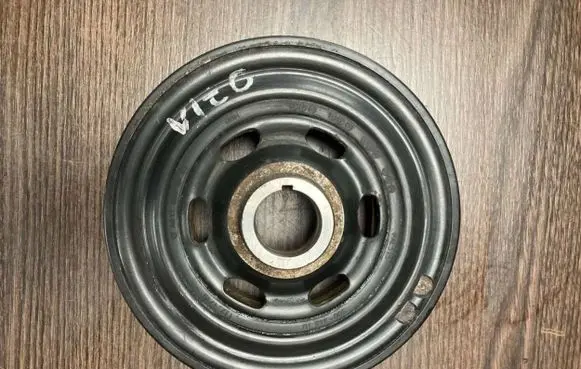 Mercedes-Benz Vito Viano W639 Crankshaft gear A6110300503 6110300503