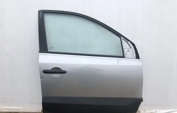 Renault Koleos I Front door