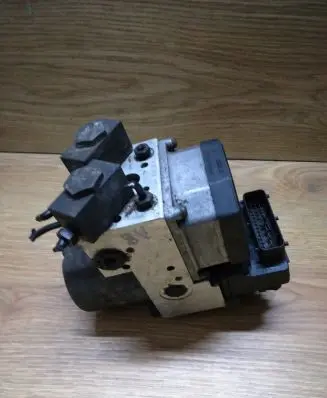 Audi A8 S8 D2 4D ABS Pump 4D0614111H