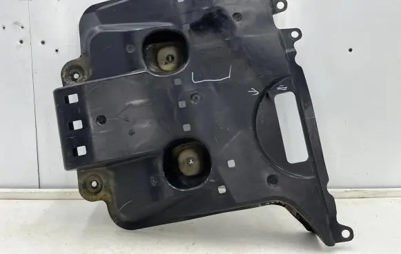 Mazda 2 Rear underbody cover/under tray dhm556351