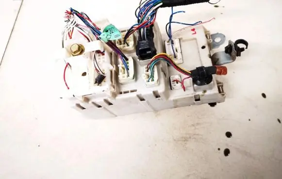 Toyota RAV 4 (XA20) Fuse box set