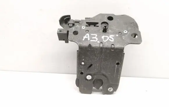 Audi A3 S3 A3 Sportback 8P Tailgate/trunk/boot lock/catch/latch 8P4827505B