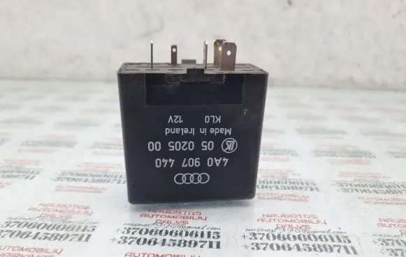 Audi A6 S6 C5 4B Window wiper relay 4A0907440