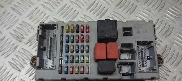 Fiat Punto (188) Fuse box cover 46552681CPL