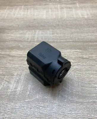 BMW 3 E46 Ignition lock contact 6901961