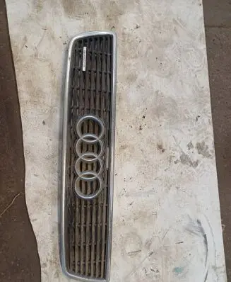 Audi A8 S8 D2 4D Front grill 4D0853651B