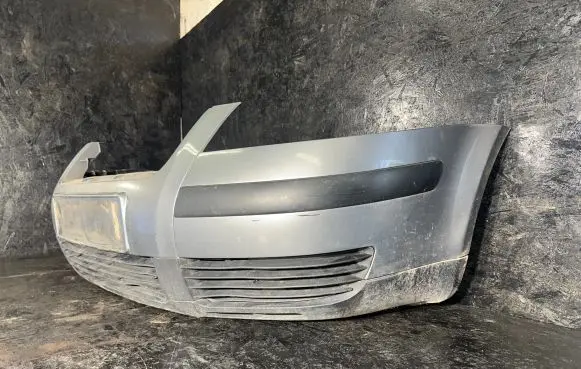 Volkswagen PASSAT B5.5 Front bumper 3B0807221E 3B0807217K 3B0807217L