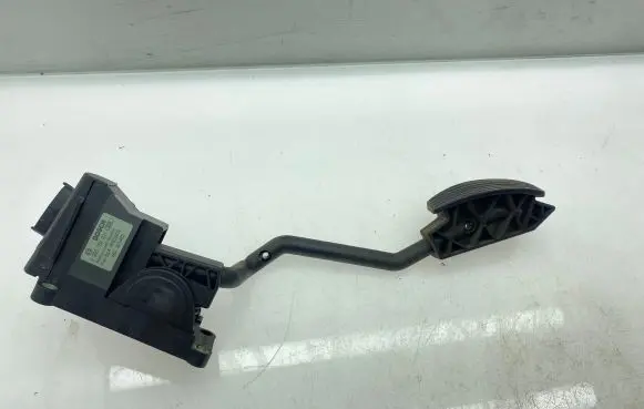Alfa Romeo 156 Accelerator throttle pedal 482301452 0280752231