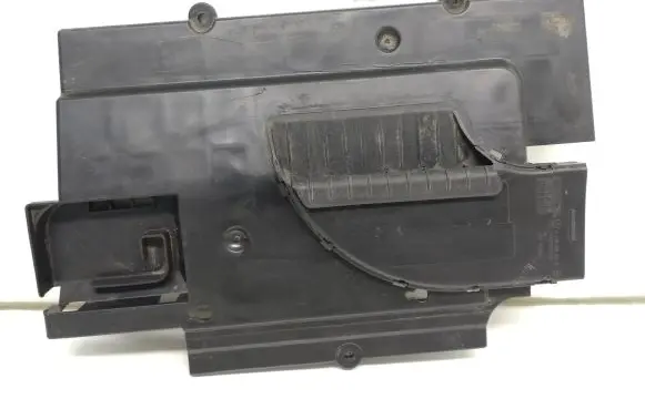 Mercedes-Benz B W245 Dashboard lower bottom trim panel A1698310245