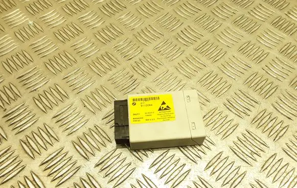 BMW 5 E60 E61 Central console control unit 9113064 80049003