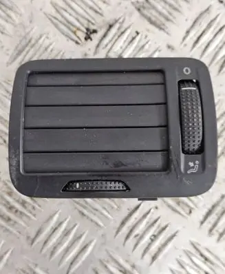 Volkswagen PASSAT B5 Dashboard side air vent grill/cover trim 3B0819703