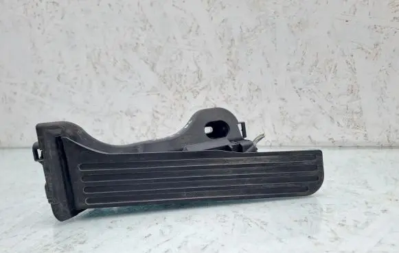 Volkswagen PASSAT B6 Accelerator throttle pedal 1K1723503L