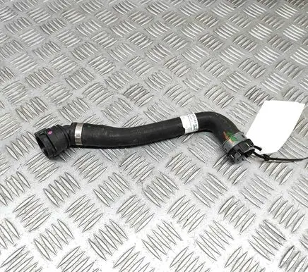 Mercedes-Benz GLE W167 Engine coolant pipe/hose A1675011604